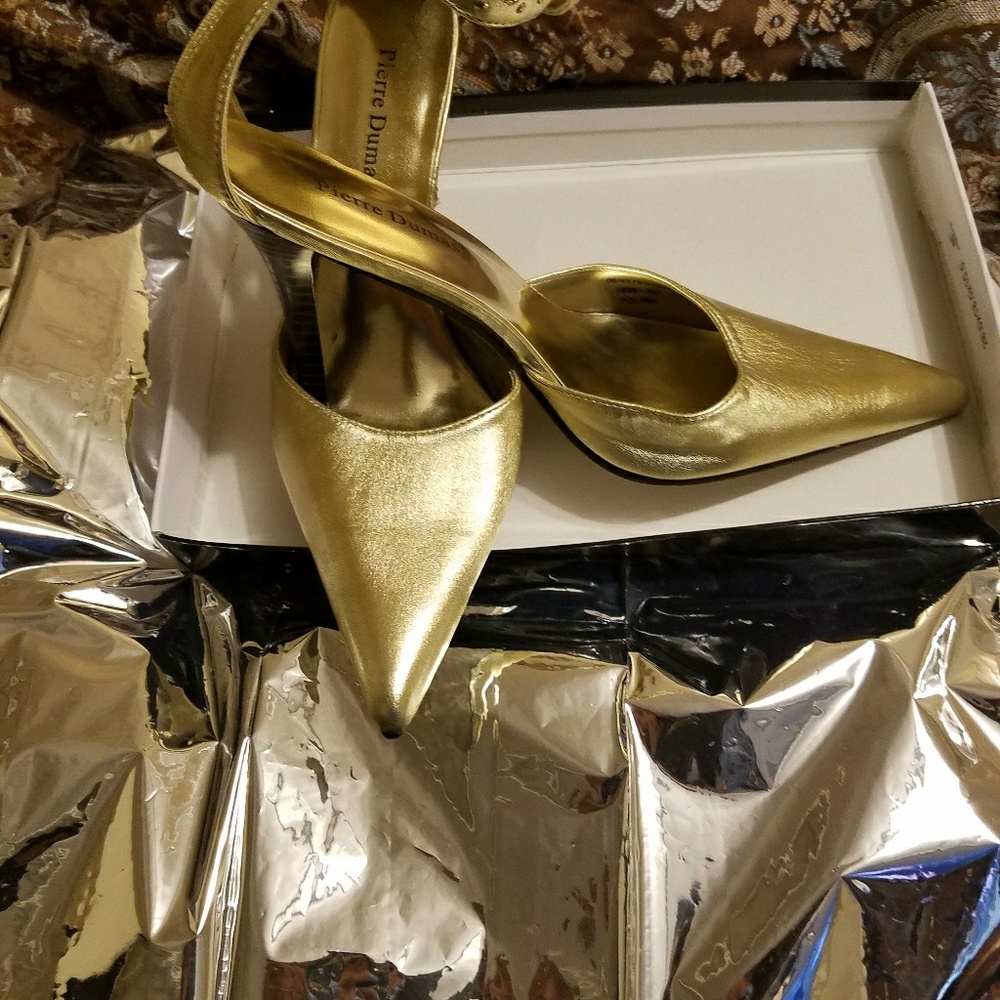 Gold heels